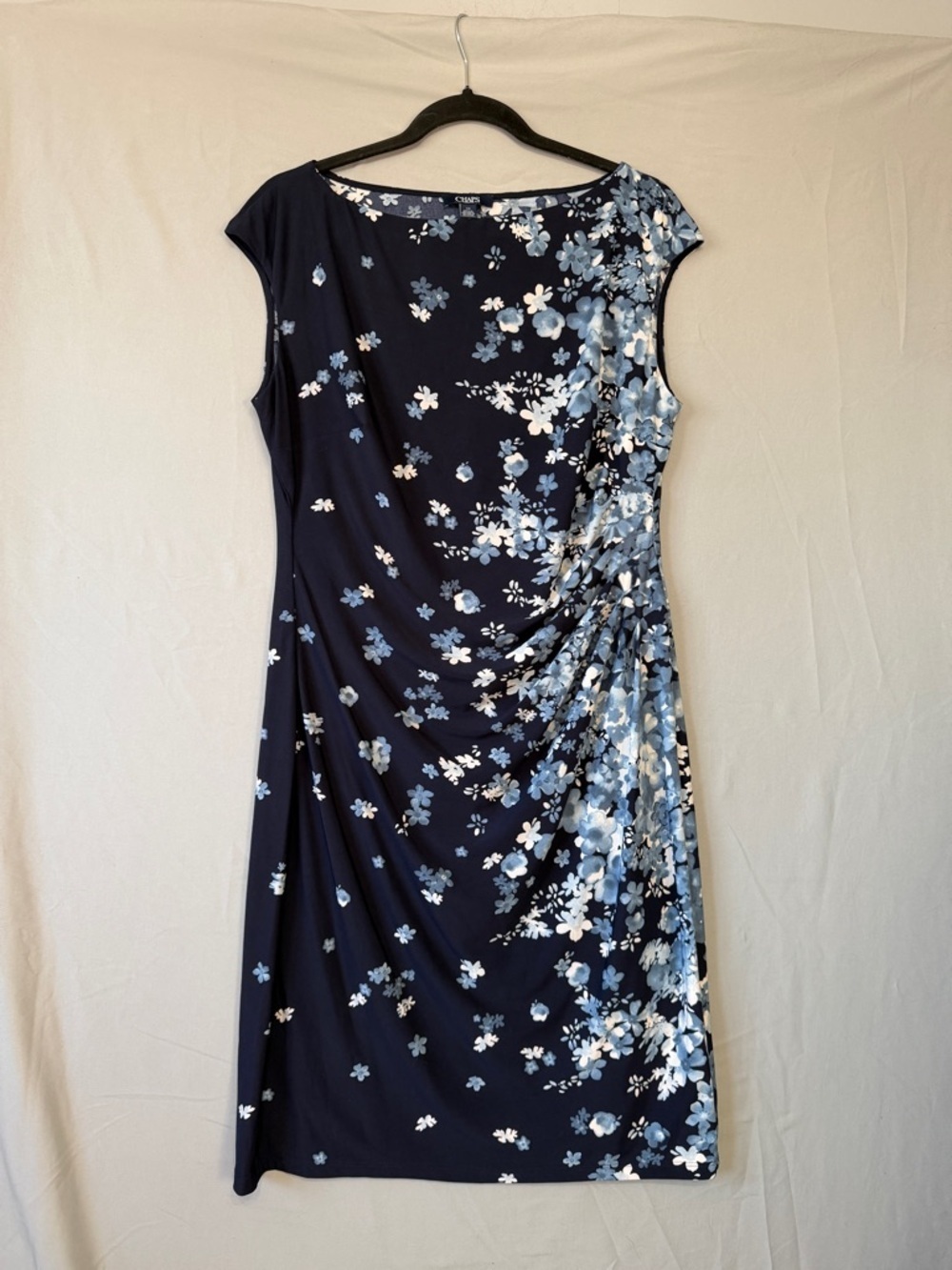 Chaps Womens Floral Ruched Side Dress L Navy Guest Career Occasion Knee Length